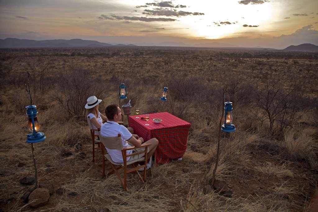 Ashnil Samburu Camp Hotel Restaurante foto